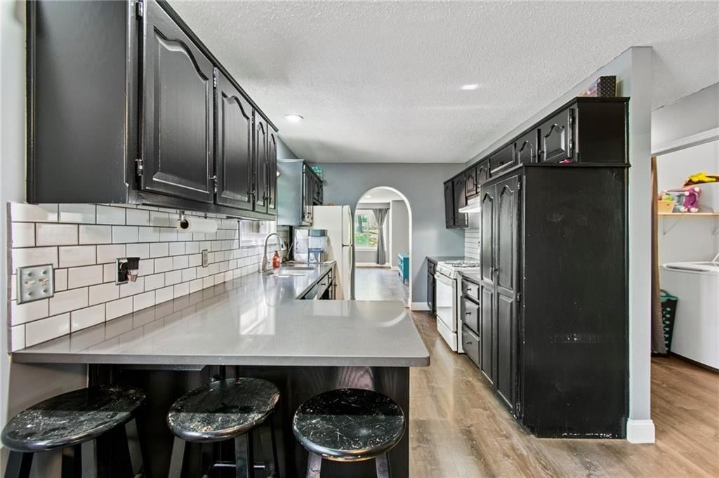 135 E Longfellow Street — photo 9