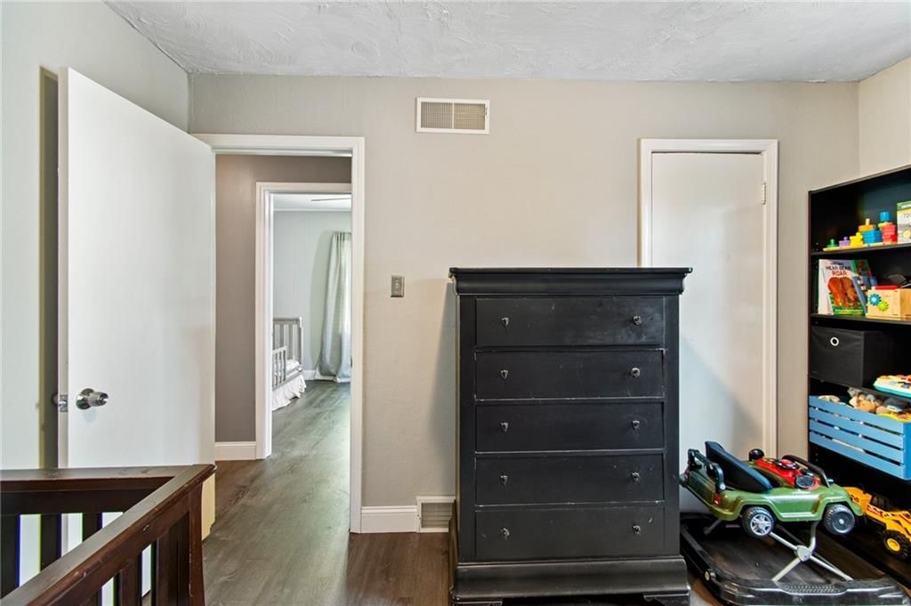 135 E Longfellow Street — photo 21