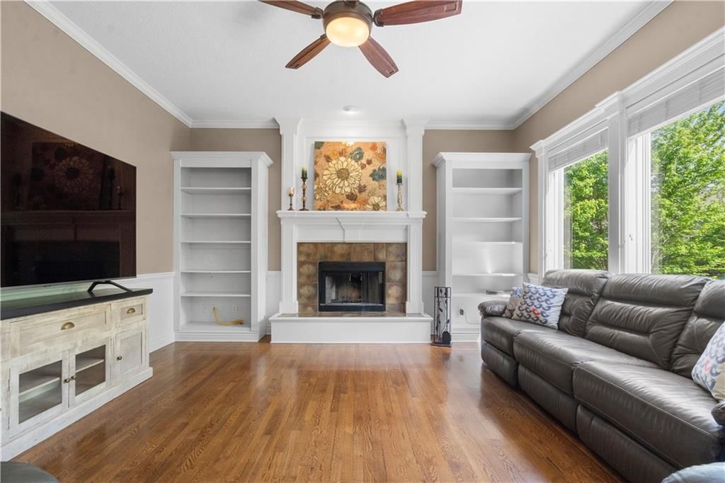 7406 W 145TH Terrace — photo 6