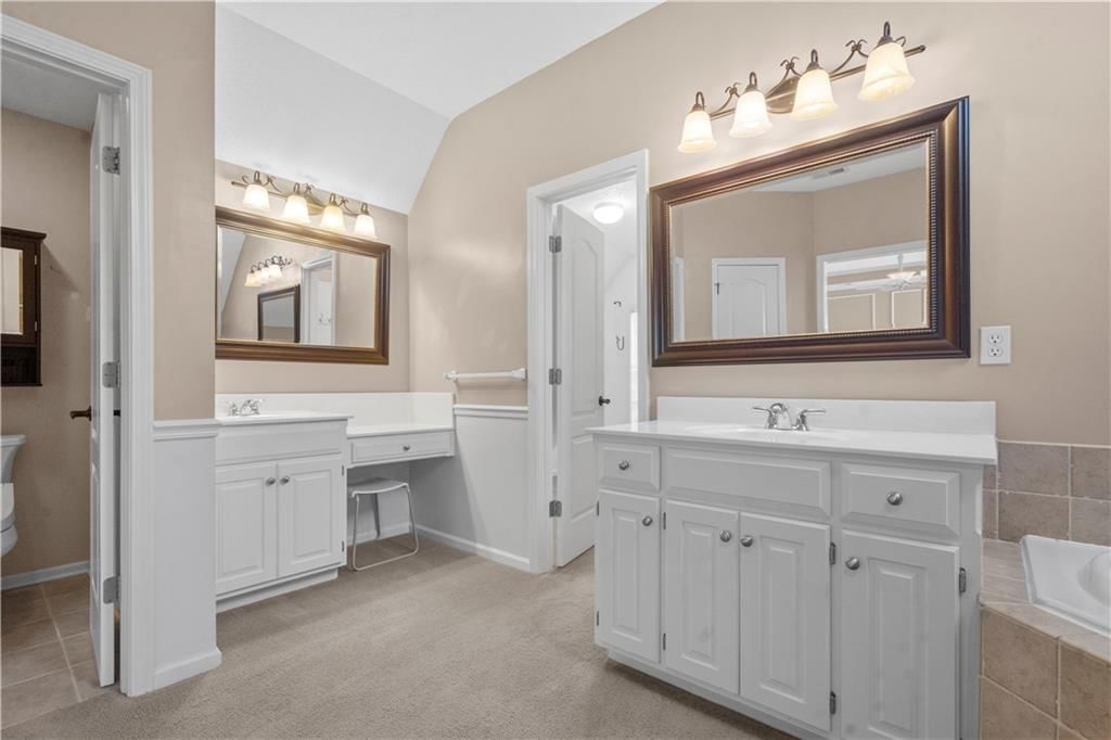 7406 W 145TH Terrace — photo 41