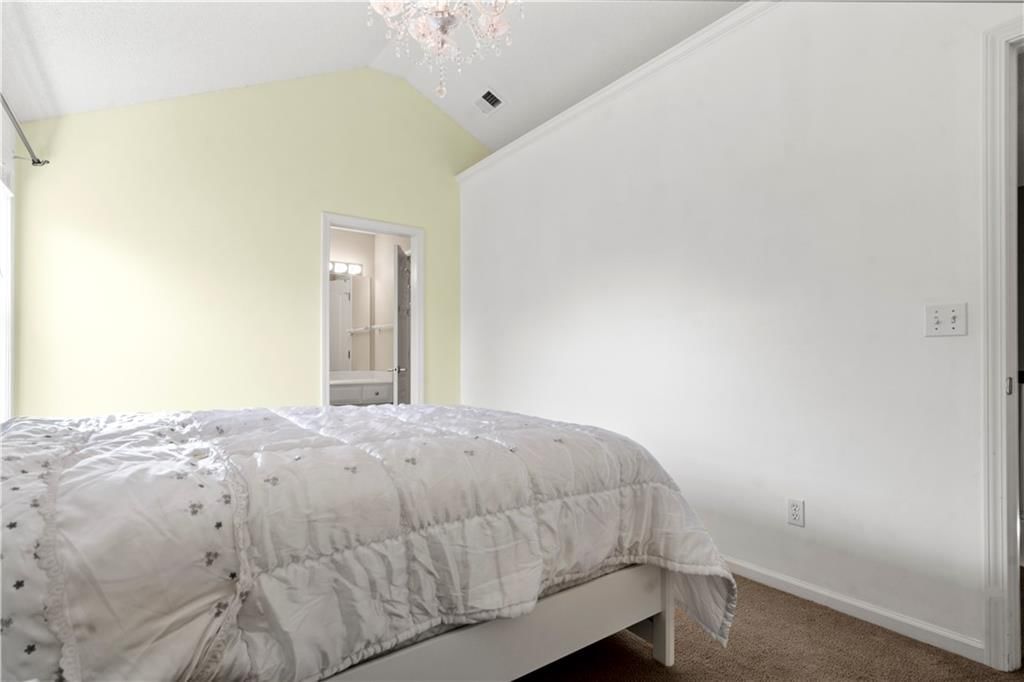 7406 W 145TH Terrace — photo 48