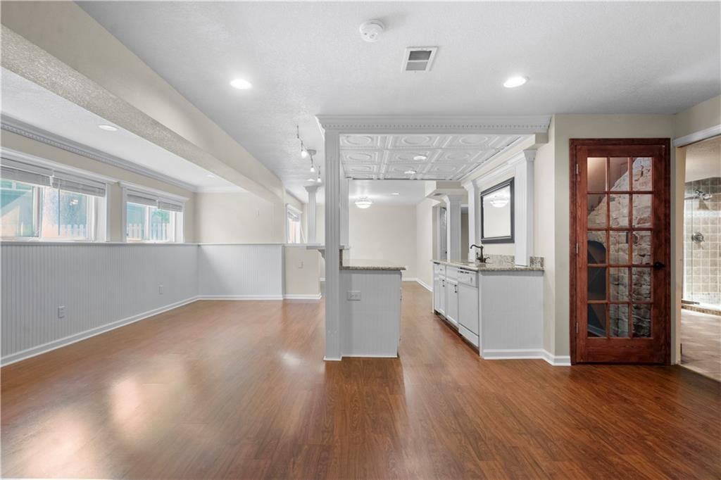 7406 W 145TH Terrace — photo 65