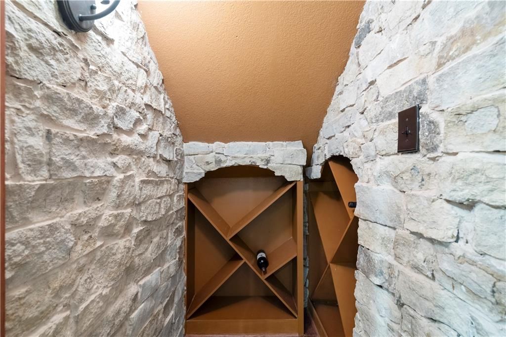 7406 W 145TH Terrace — photo 66