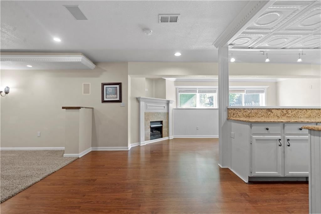 7406 W 145TH Terrace — photo 69