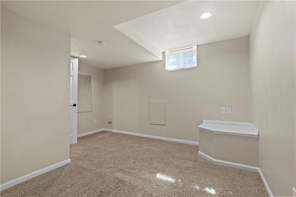 7406 W 145TH Terrace — photo 72
