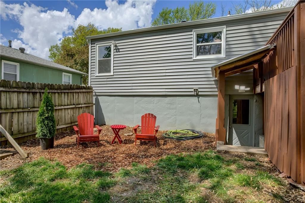 10607 W 57th Terrace — photo 33