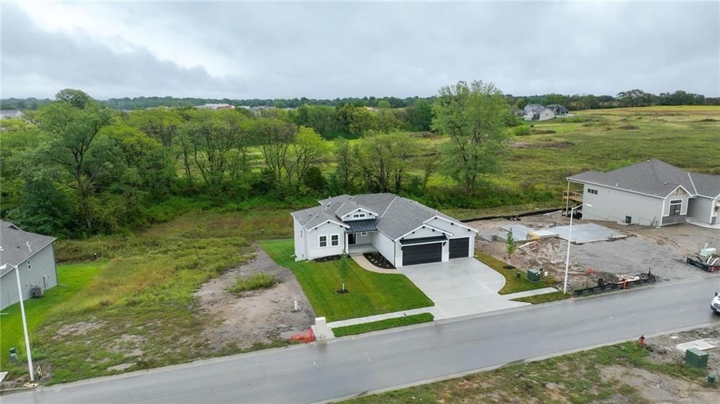 10519 N Liberty Street — photo 49