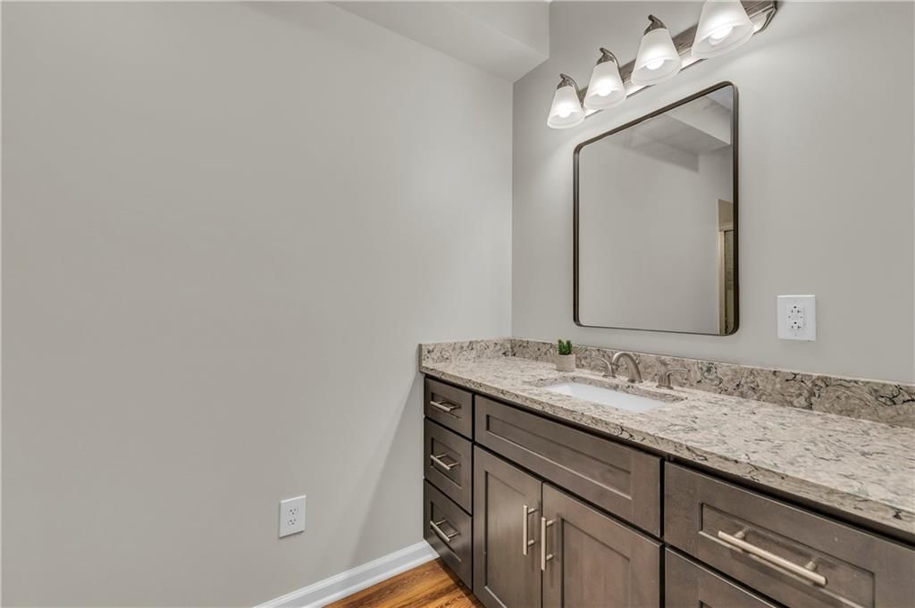 4851 NE Antioch Road — photo 31
