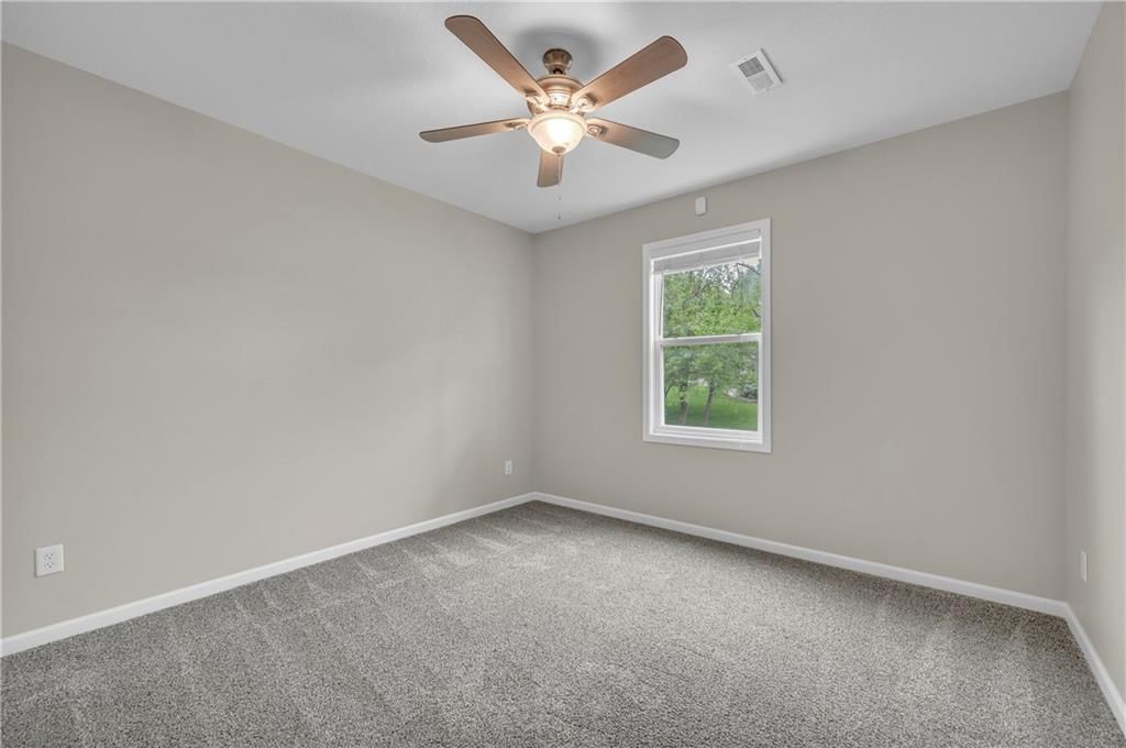 4851 NE Antioch Road — photo 33