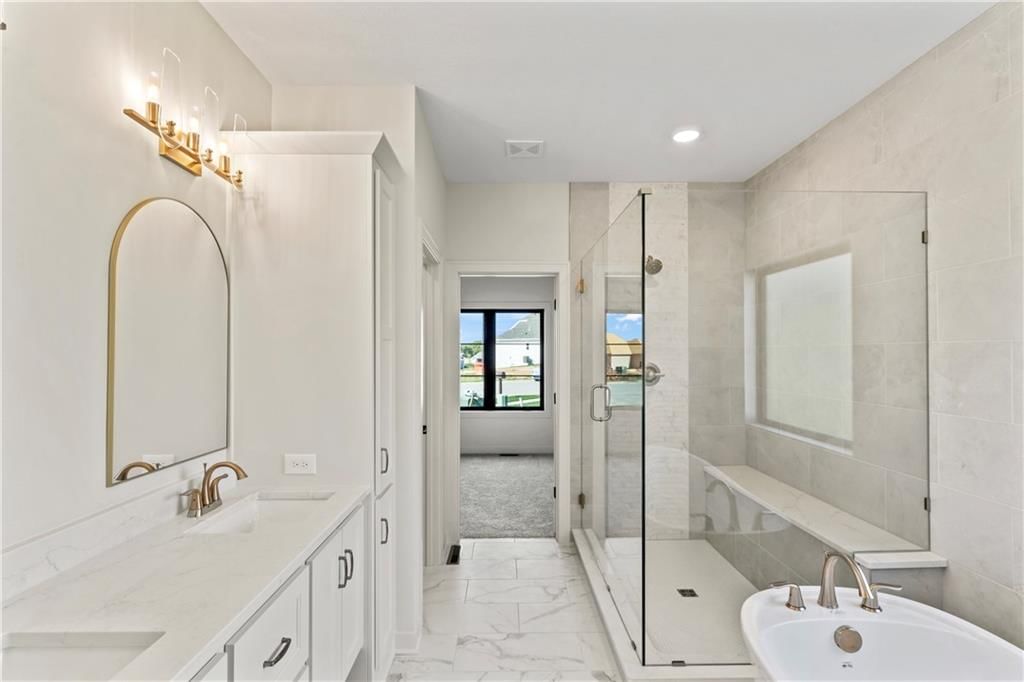 7015 NW Forest Lakes Drive — photo 19