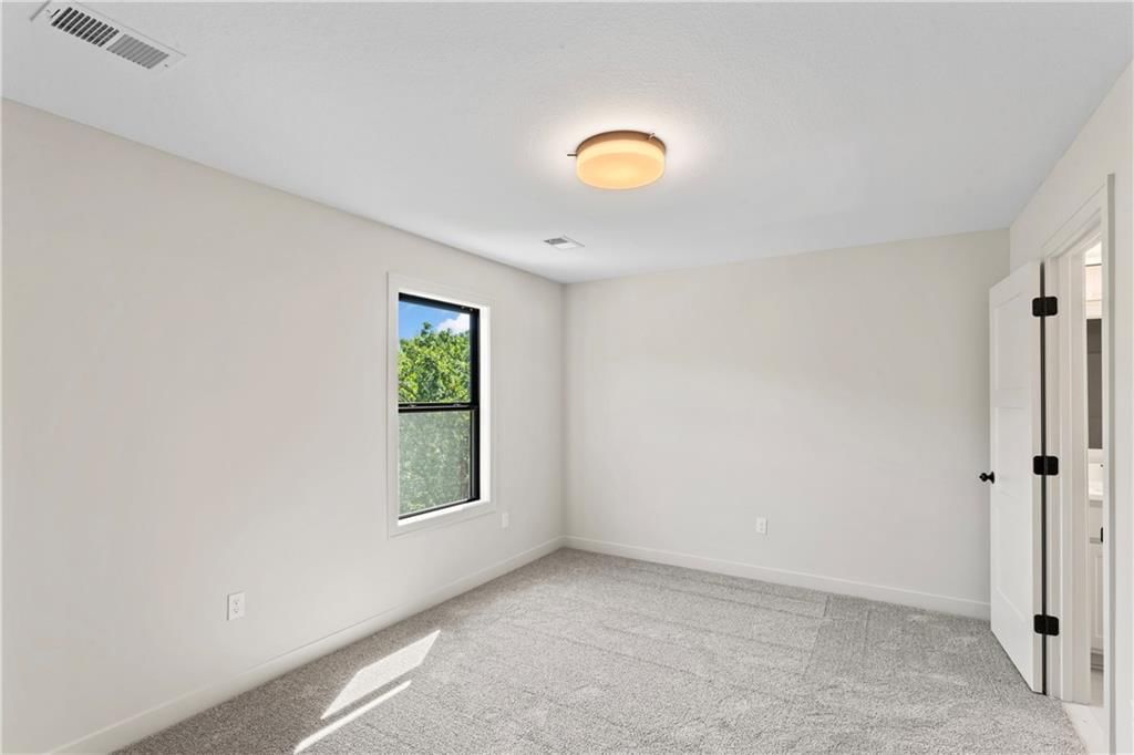 7015 NW Forest Lakes Drive — photo 31