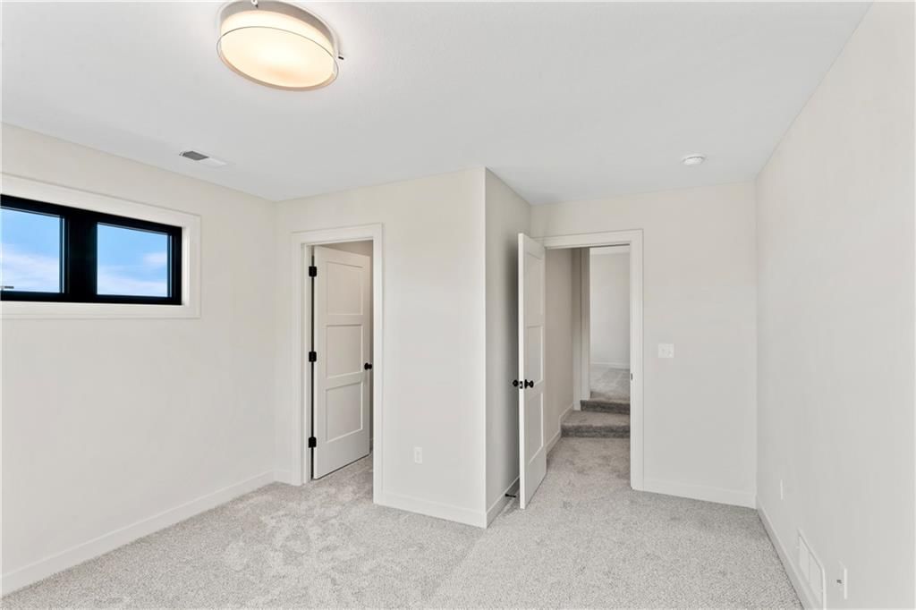 7015 NW Forest Lakes Drive — photo 38