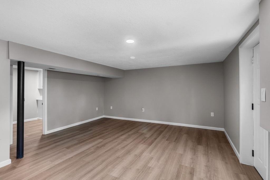 18514 E 8th Street — photo 12