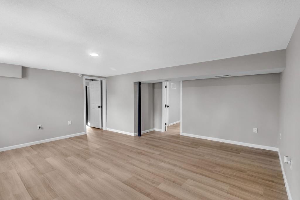 18514 E 8th Street — photo 13