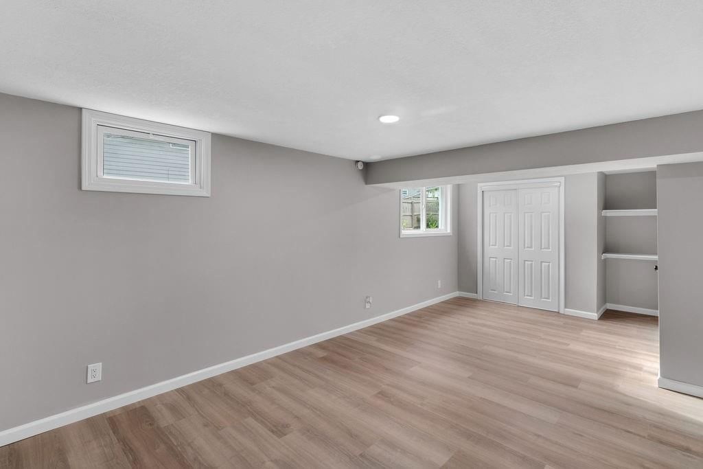 18514 E 8th Street — photo 16