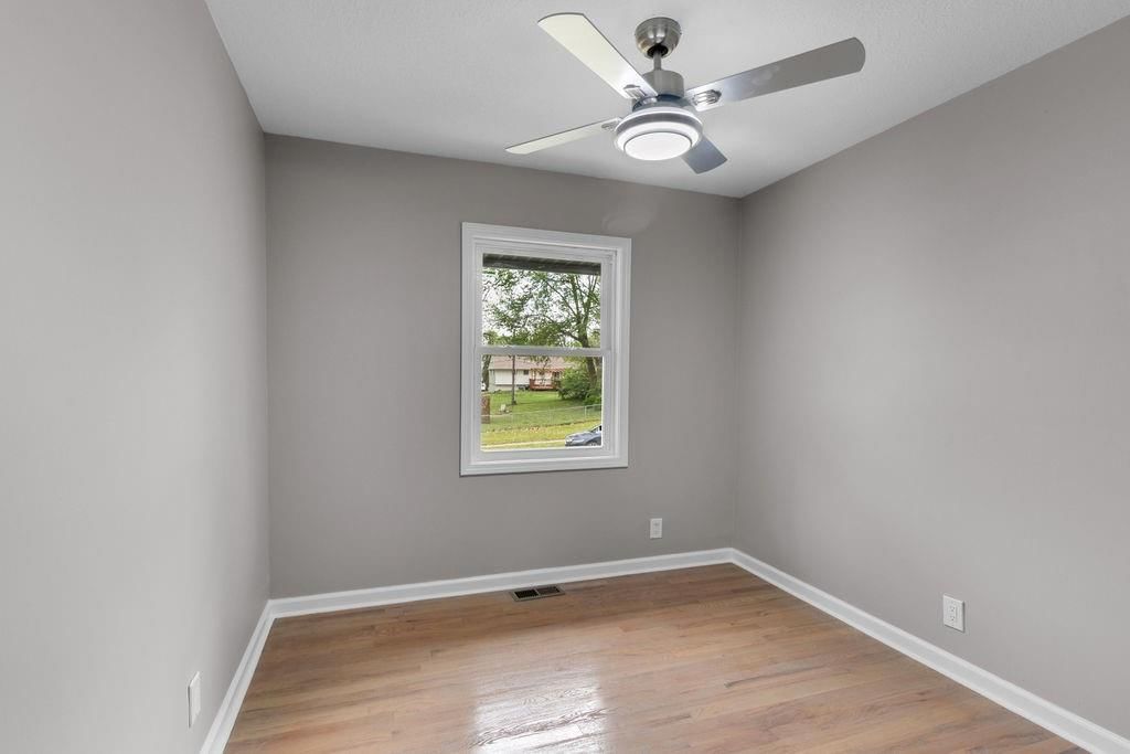 18514 E 8th Street — photo 22