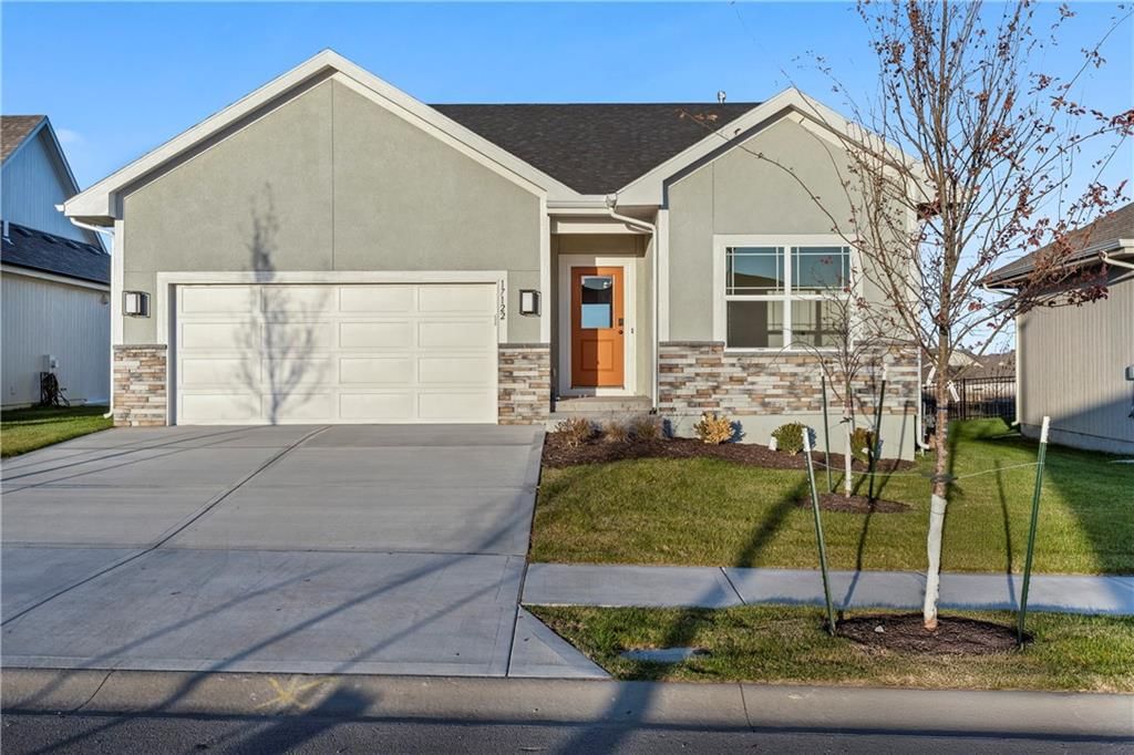 17122 W 168th Place, Olathe, KS
