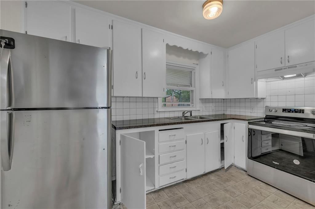 1444 E 21st Avenue — photo 10