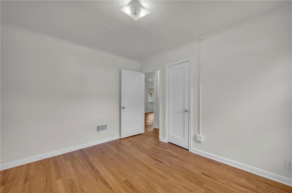 1444 E 21st Avenue — photo 17