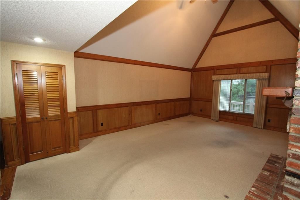 6726 Mill Creek Road — photo 8