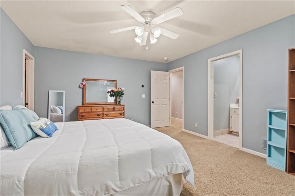 17617 Penrose Lane — photo 36