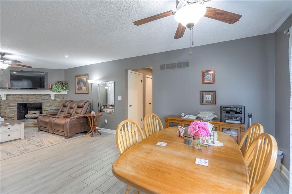10240 Locust Street — photo 13