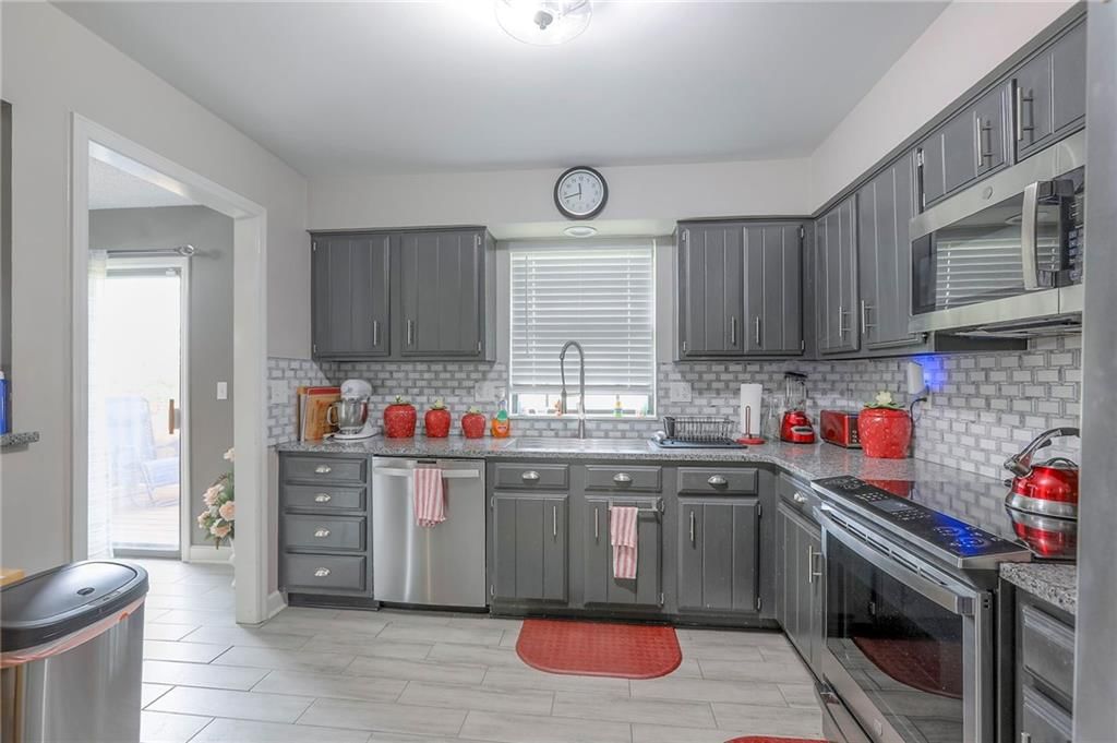 10240 Locust Street — photo 18