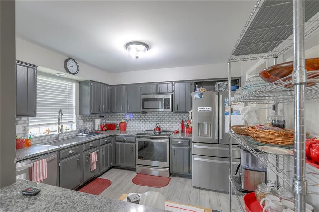 10240 Locust Street — photo 20