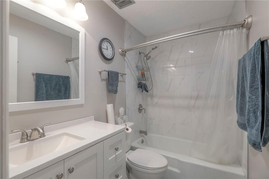 10240 Locust Street — photo 22