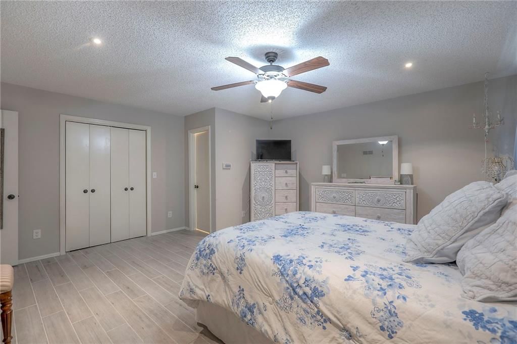 10240 Locust Street — photo 30