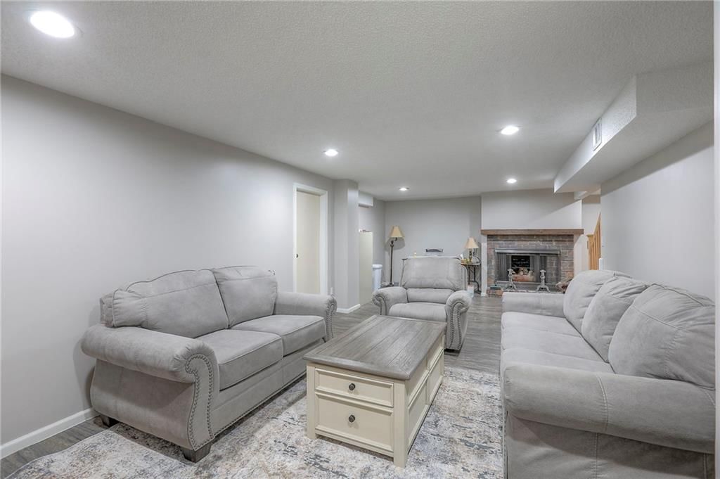 10240 Locust Street — photo 35