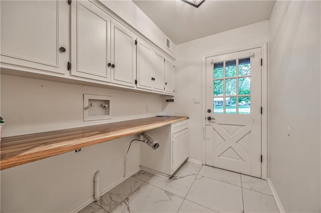 9500 W 104th Street — photo 23