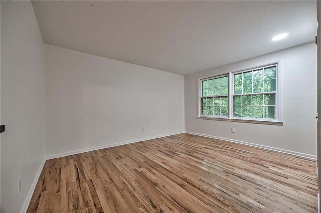 9500 W 104th Street — photo 30