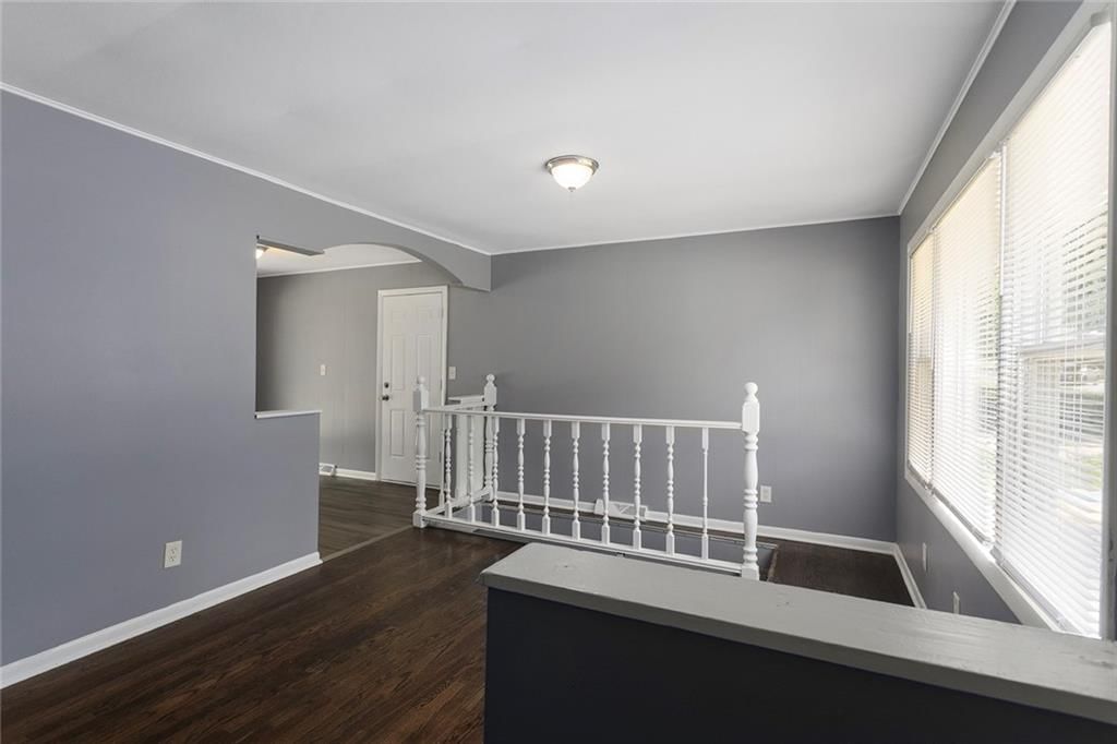11217 Herrick Avenue — photo 5