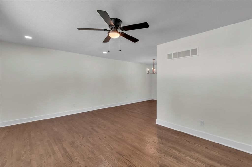 5820 N Colorado Avenue — photo 7