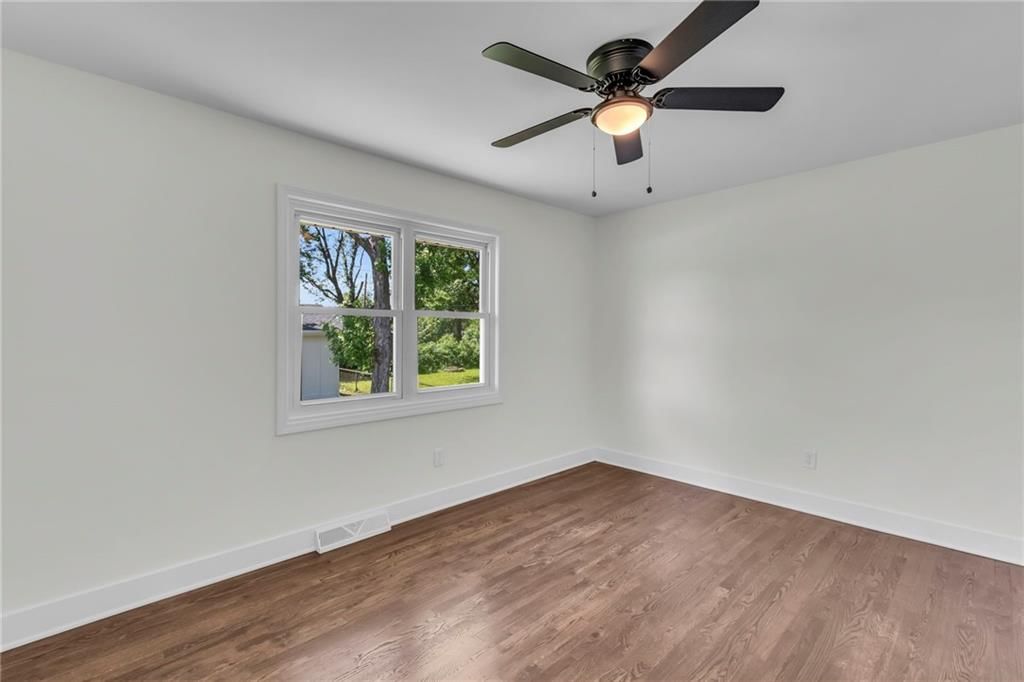 5820 N Colorado Avenue — photo 12