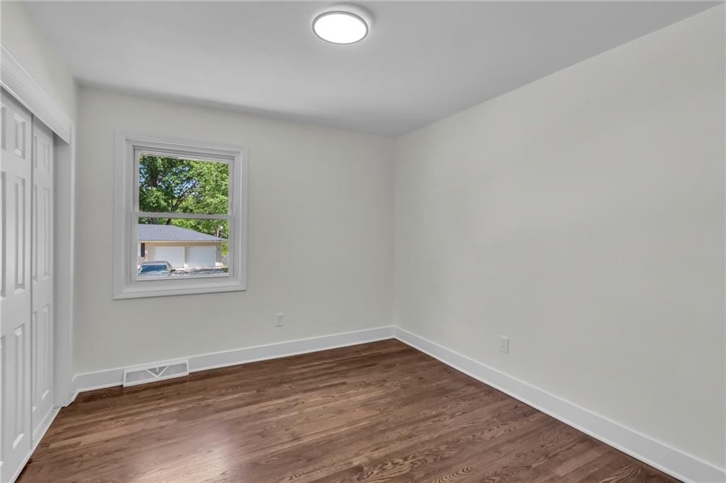 5820 N Colorado Avenue — photo 20