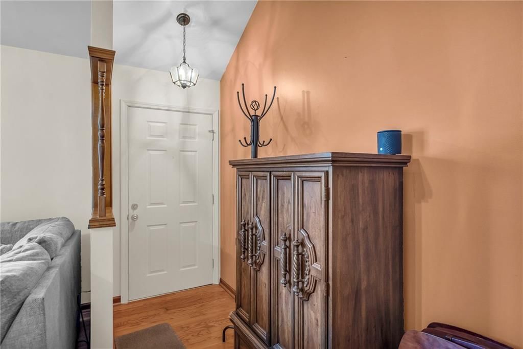 1905 NE Patterson Drive — photo 6
