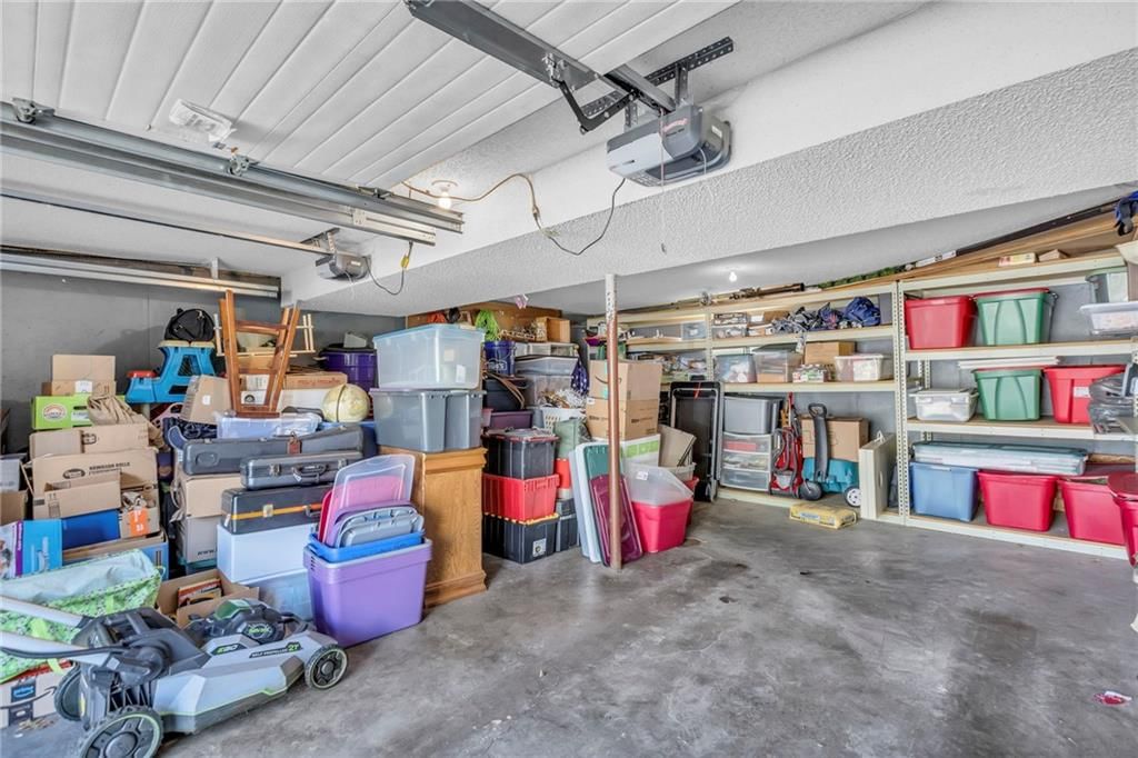 1905 NE Patterson Drive — photo 29