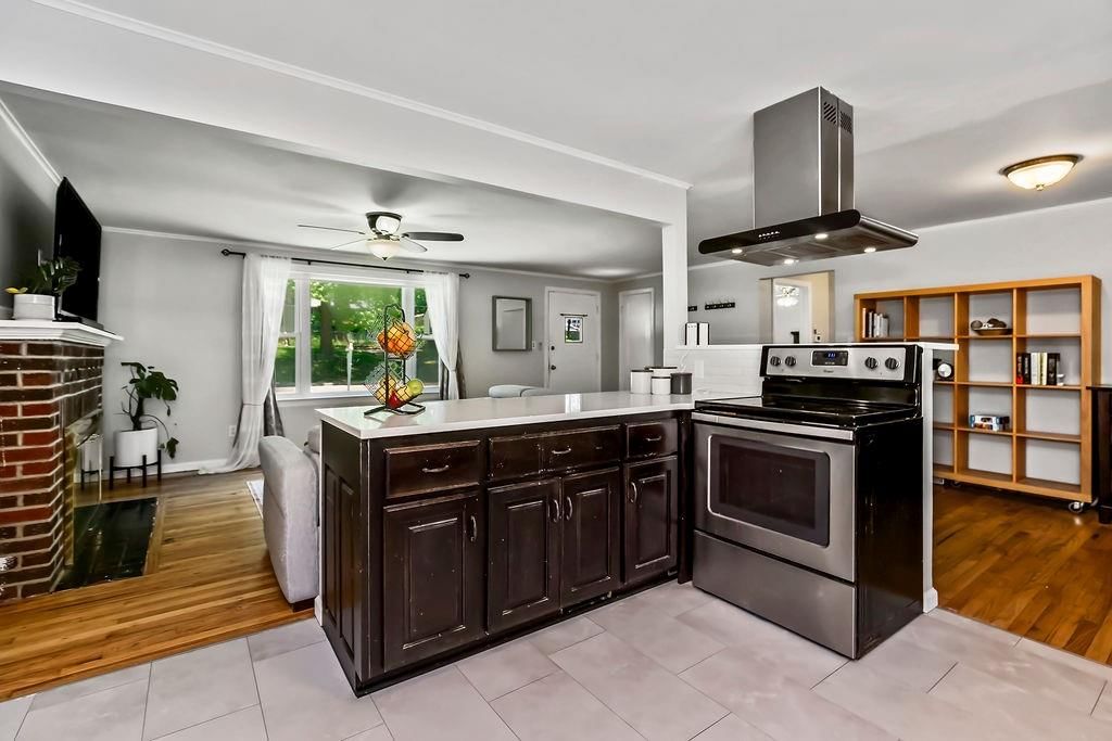 6138 Hadley Street — photo 3