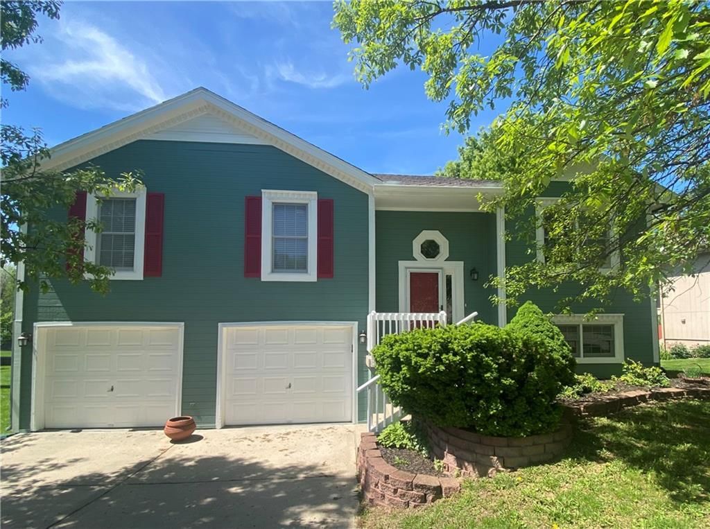 7124 N Hickory Street — photo 2
