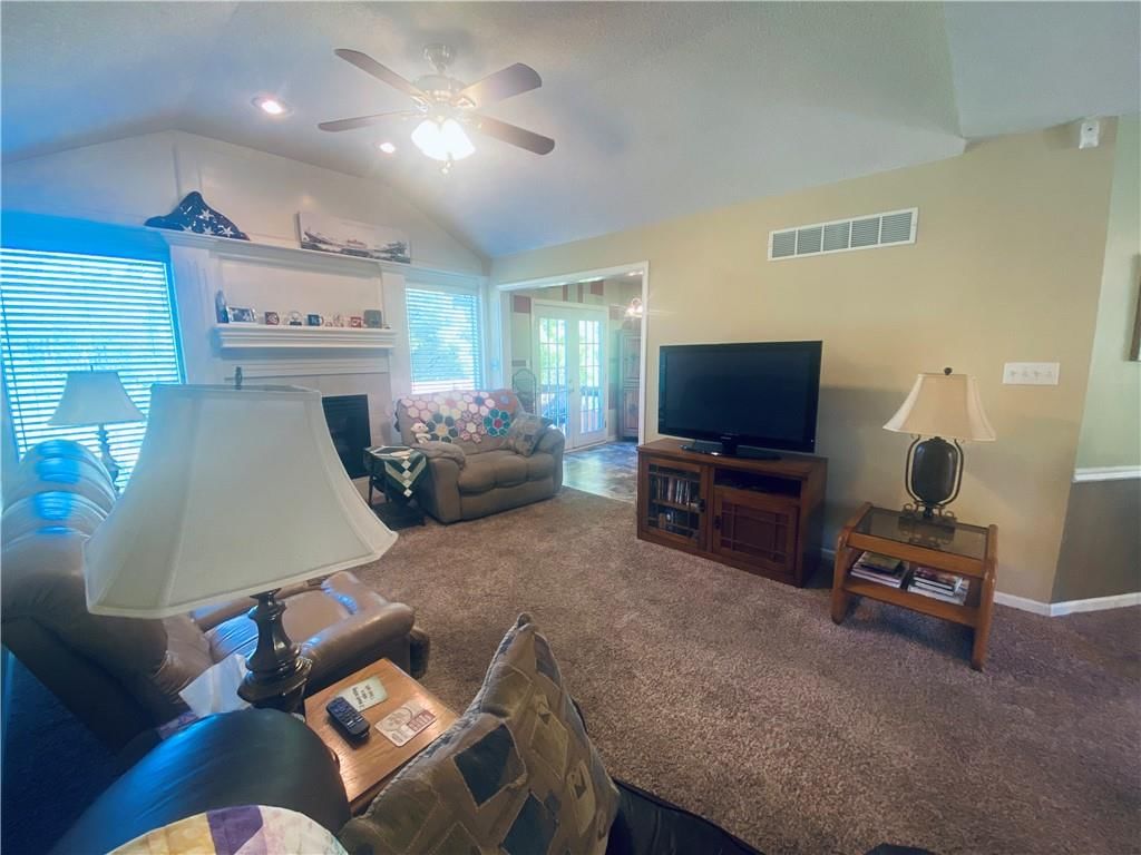 7124 N Hickory Street — photo 6