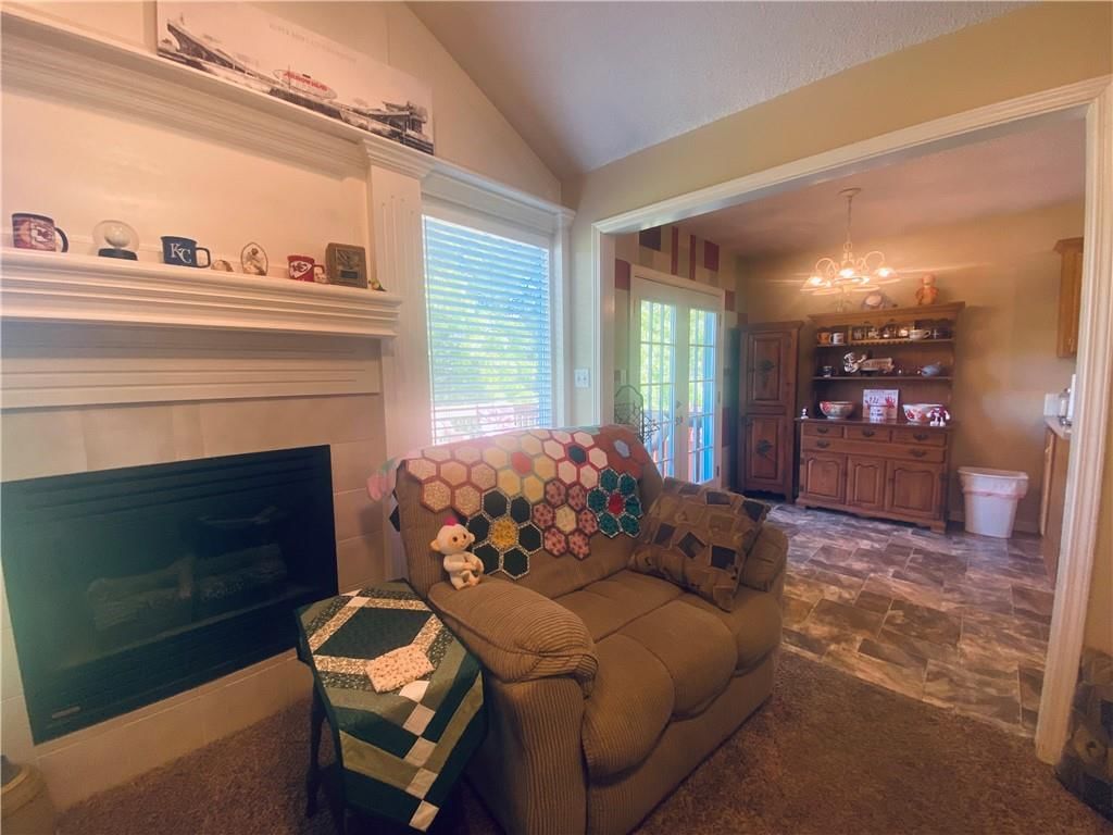7124 N Hickory Street — photo 7
