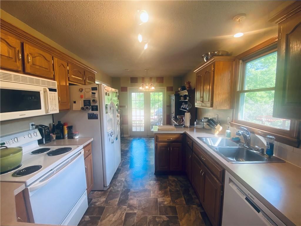 7124 N Hickory Street — photo 8