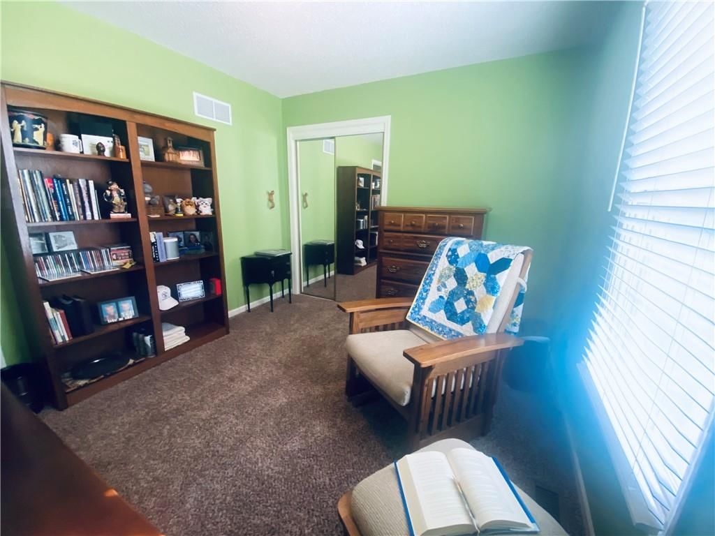 7124 N Hickory Street — photo 12