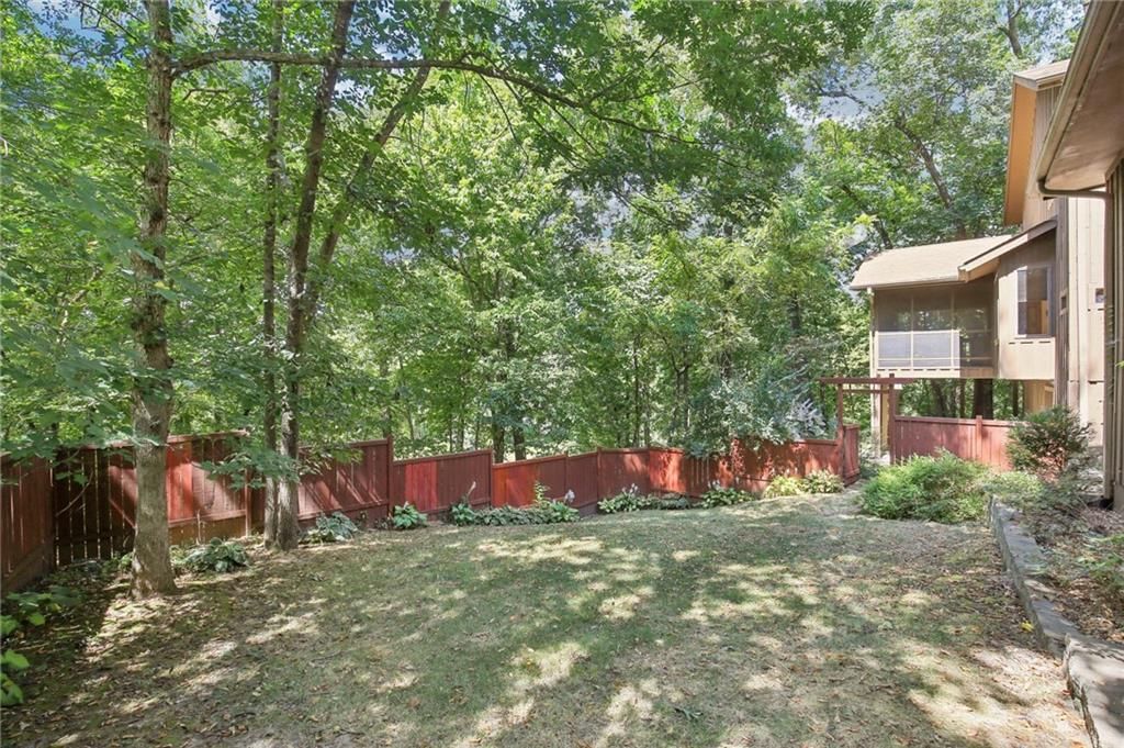 12 Woodland Trail — photo 98