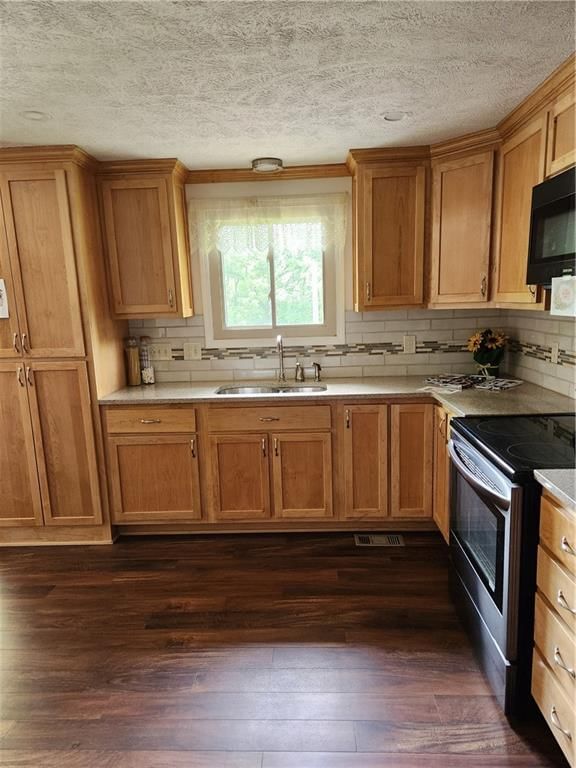 15921 Cantrell Road — photo 18