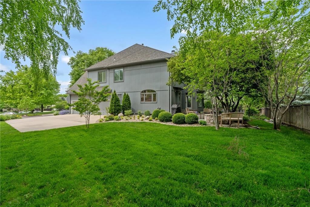 5704 W 128 Terrace W — photo 30