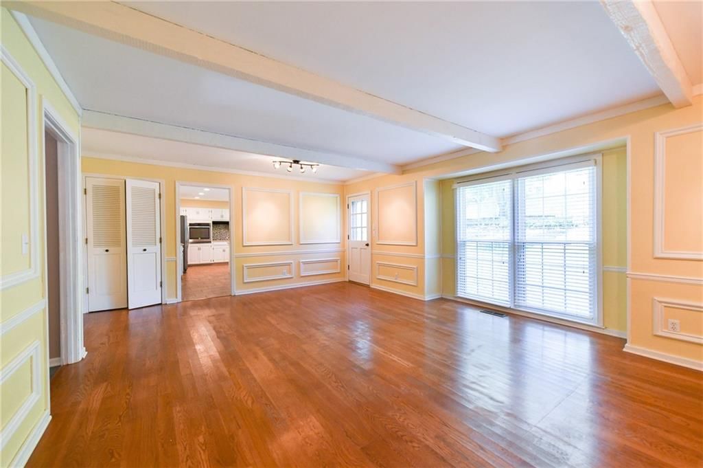 12012 Ensley Lane — photo 16