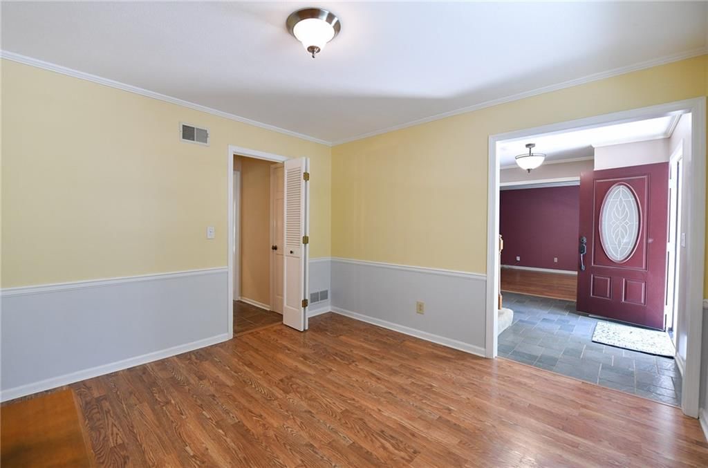 12012 Ensley Lane — photo 20